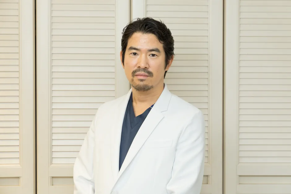 院長 荻原康平